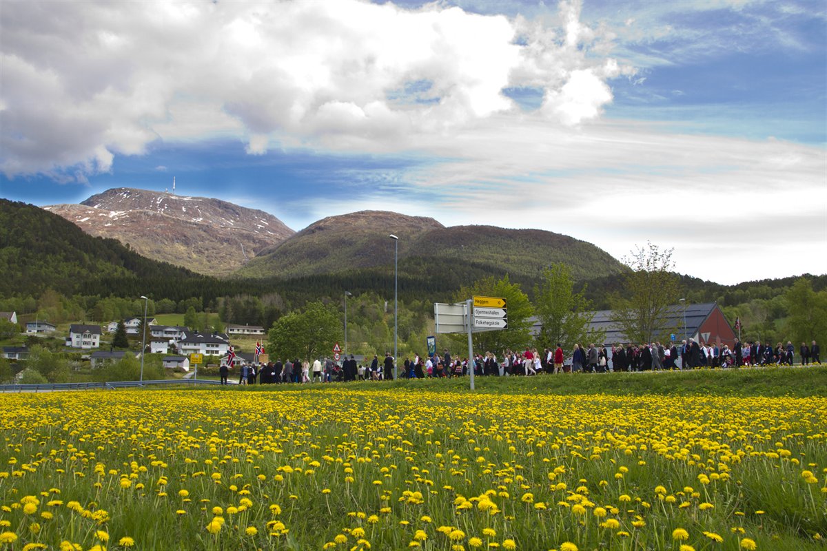 17.mai 2014 i Torvikbukt, foto Daniel Kvalvik
