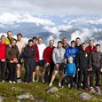 Mange på toppen av Reinsfjellet tirsdag 19.juli 2011. Foto Daniel Kvalvik.